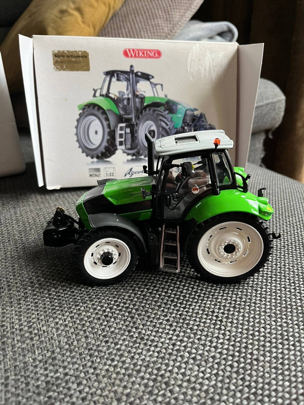 Deutz agrotron ttv 630 Wiking, Hobby en Vrije tijd, Ophalen of Verzenden, Zo goed als nieuw, Tractor of Landbouw, Overige merken