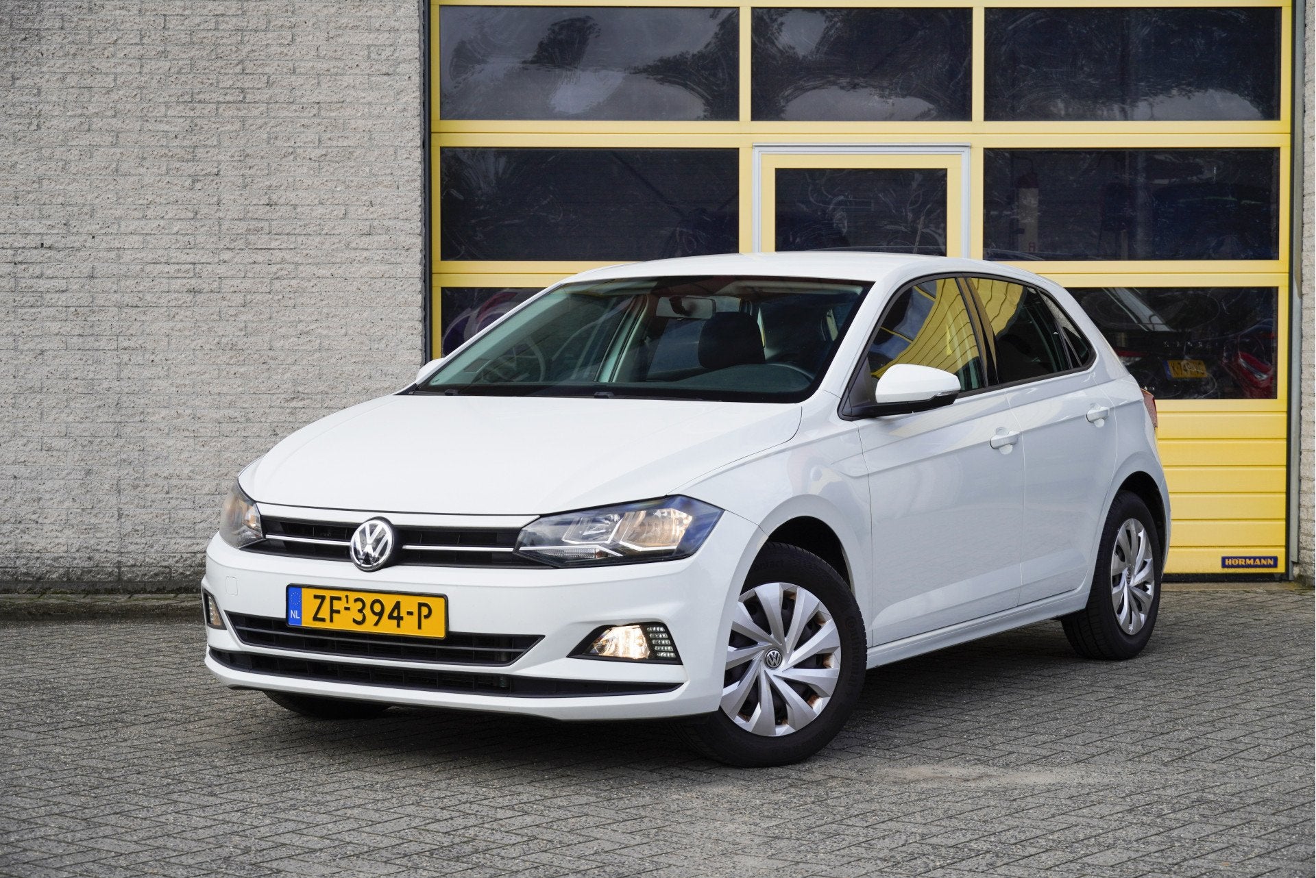 Volkswagen Polo 1.0 TSI 5drs Comfortline BJ2019 Led | App-Co, Auto's, Voorwielaandrijving, Dealer onderhouden, 1045 kg, Wit