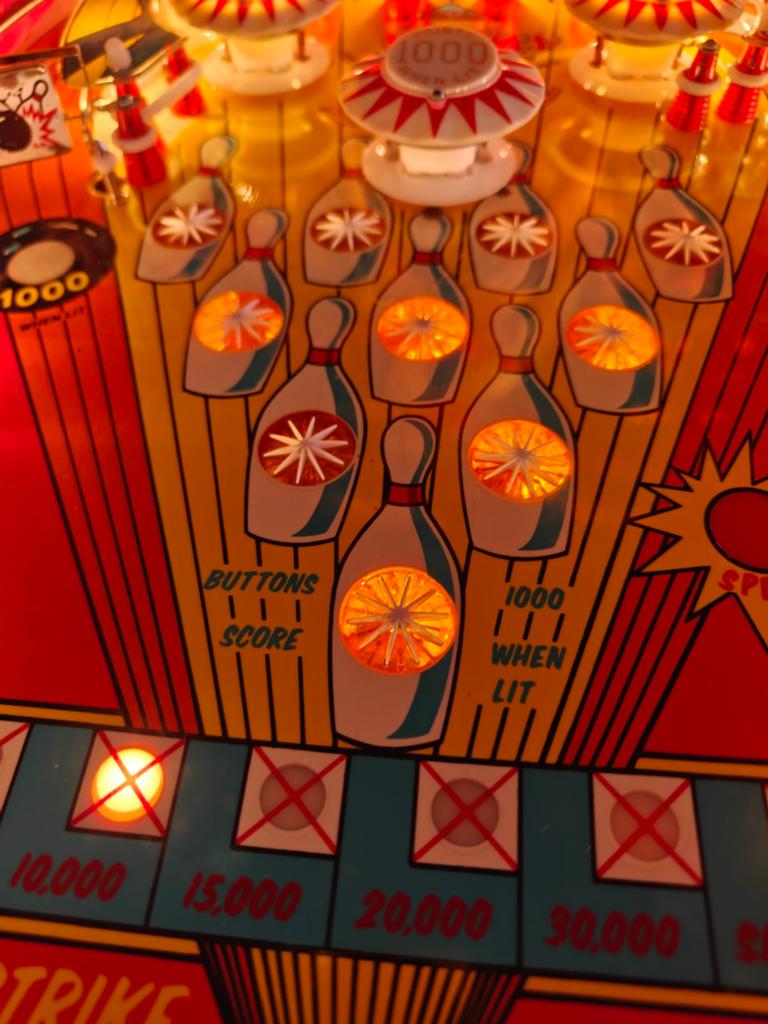 Bally Strikes and Spares Flipperkast - Nieuw Speelveld!, Verzamelen, Automaten | Overige, Ophalen of Verzenden