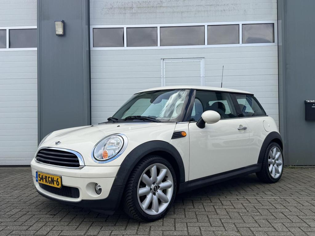 Mini Mini 1.4 One 50th Anniversary Cruise|Airco|, Voorwielaandrijving, 4 cilinders, 4 stoelen, Wit