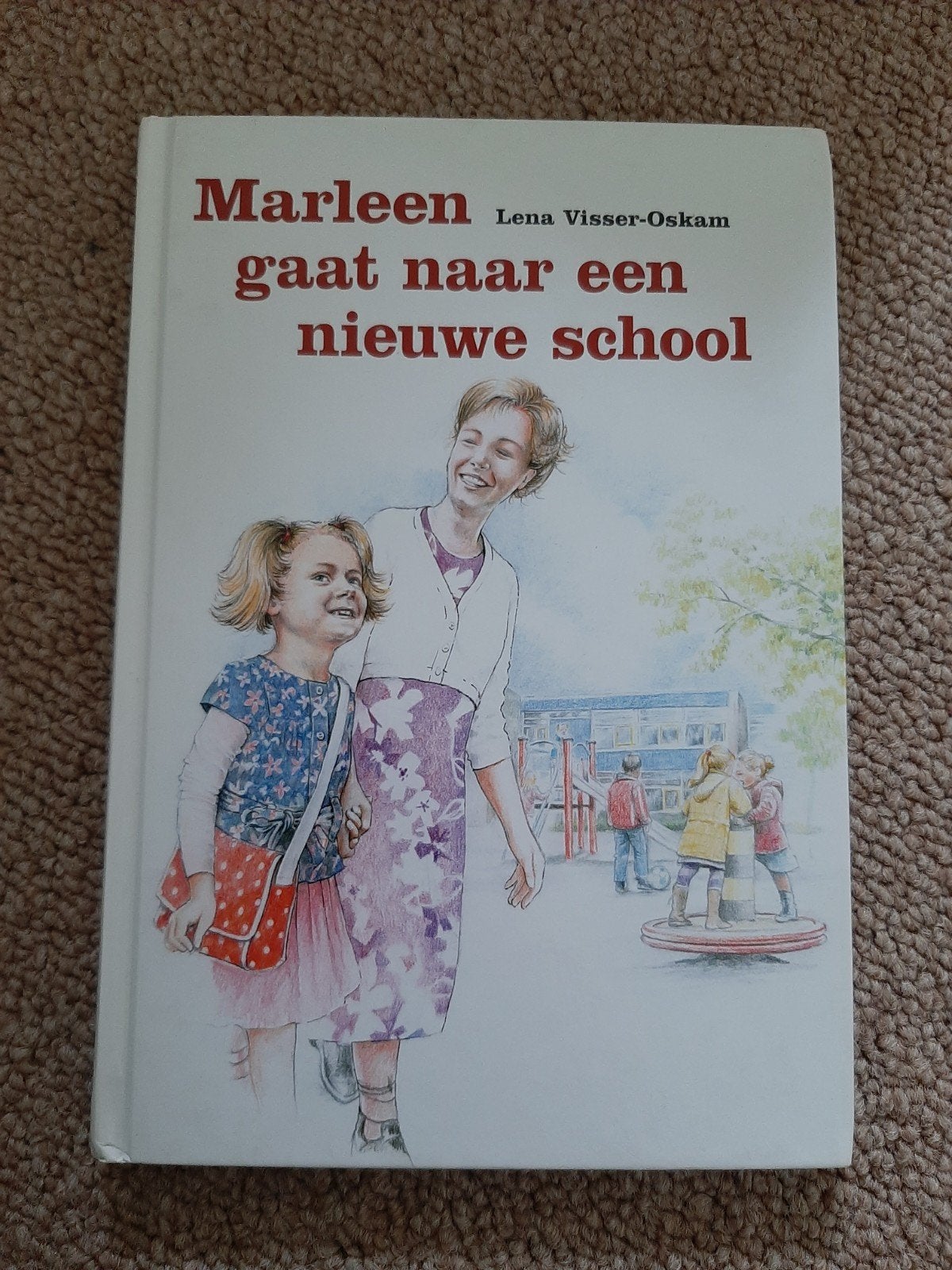 Marleen gaat naar een nieuwe school - Lena Visser-Oskam, Boeken, Ophalen of Verzenden
