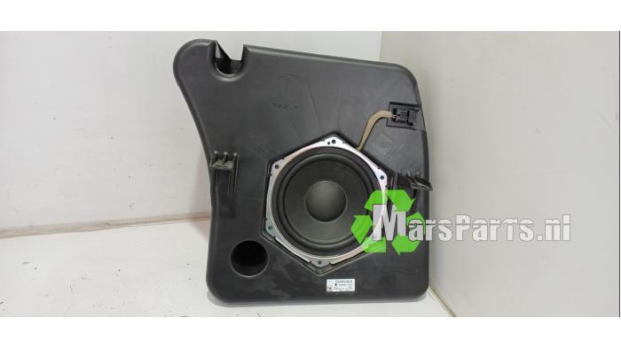 Subwoofer van een Tesla Model S, Gebruikt, -, Overige automerken, -