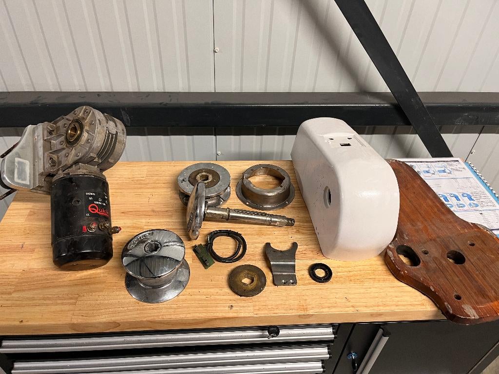 Quick 1000W 12V ankerlier 8 cm, Ophalen of Verzenden, Gebruikt, Overige typen