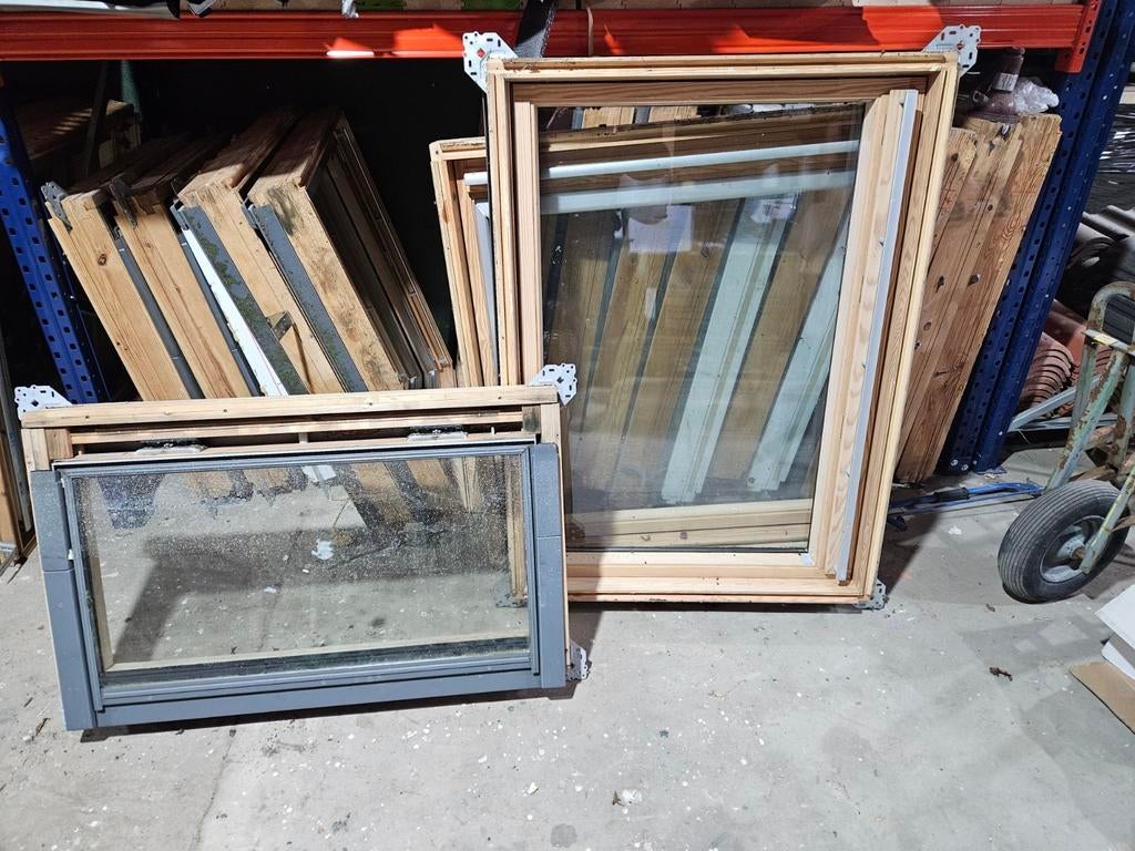 Te koop, Velux dakramen, Doe-het-zelf en Verbouw, Dakpannen en Dakbedekking, Gebruikt, Zwart, Overige typen, Ophalen of Verzenden