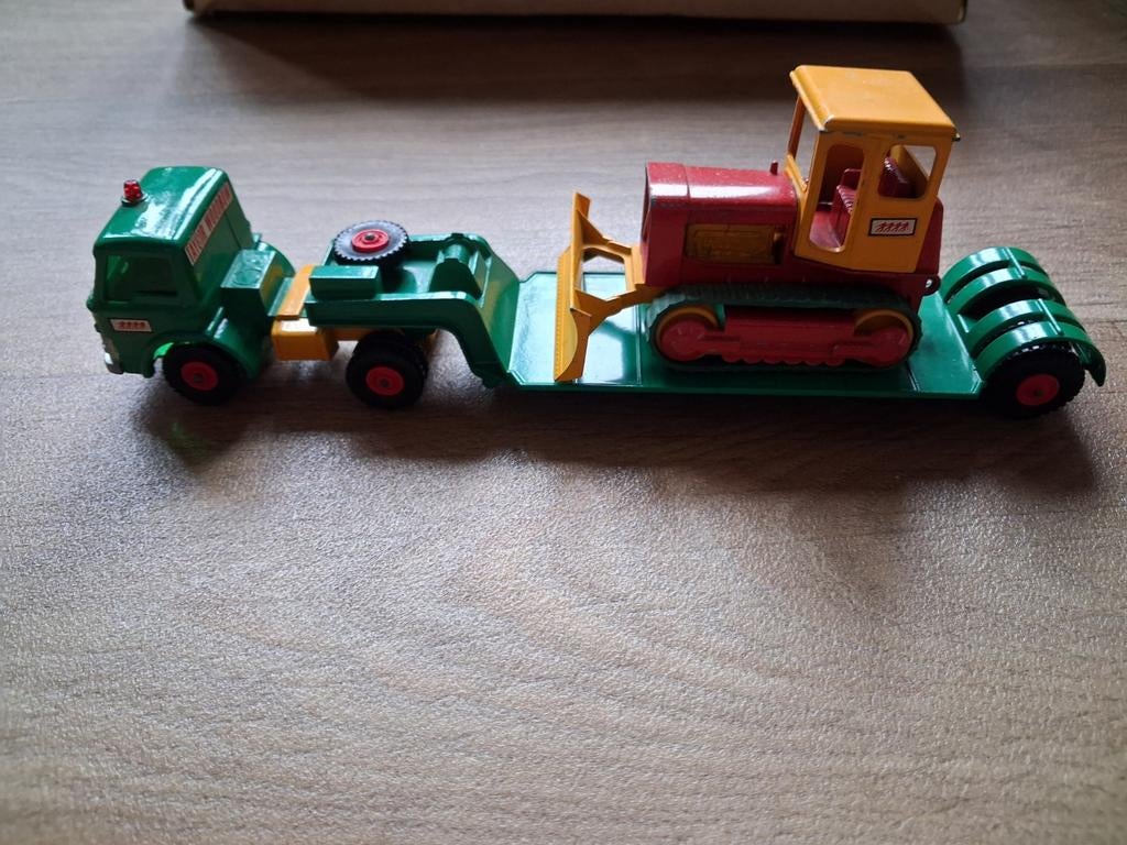 Matchbox Kingsize No. 17 Low Loader met Bulldozer, Ophalen of Verzenden, Gebruikt, Auto