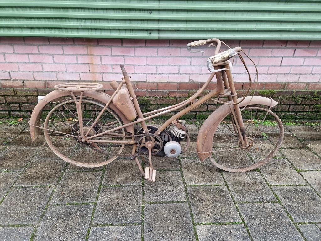Diverse Oldtimer Brommers. Uitzoeken € 150,- per stuk, Fietsen en Brommers, Ophalen, Overige merken