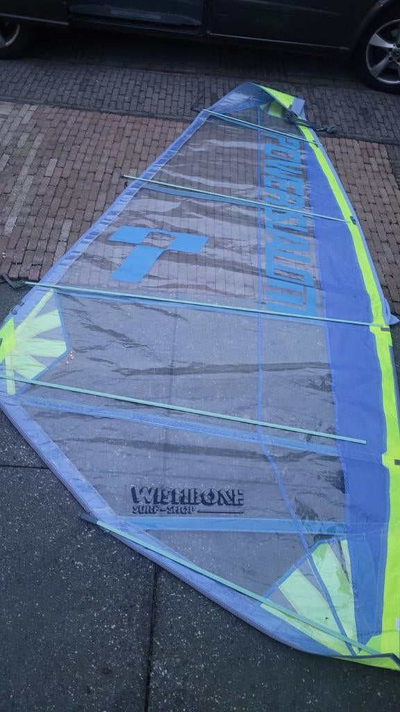 Tiga surfzeil powersail slalom 5.5m2, Ophalen, Zeil