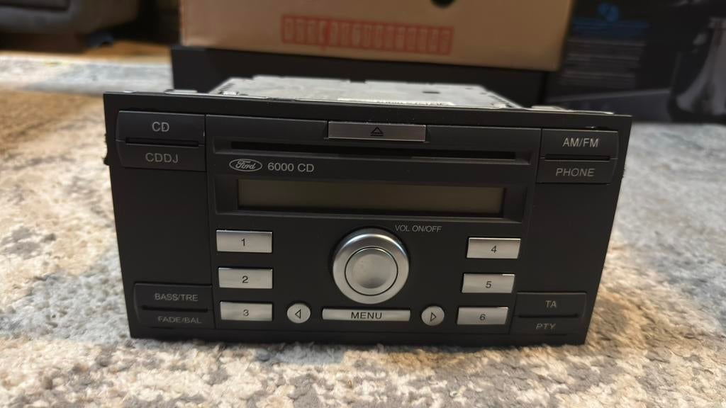 Orginele ford 6000cd radio, Ophalen of Verzenden, Zo goed als nieuw