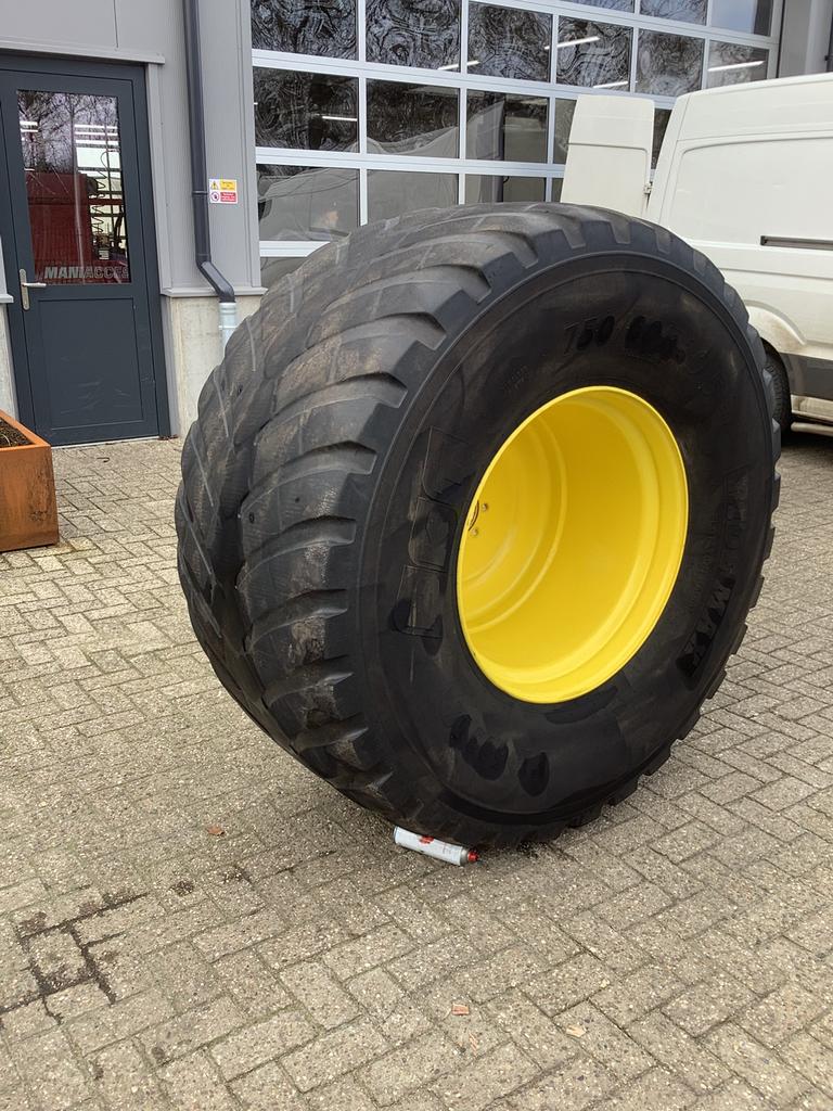 Gazon banden 750/60R30.5 op John-Deere velg, Ophalen