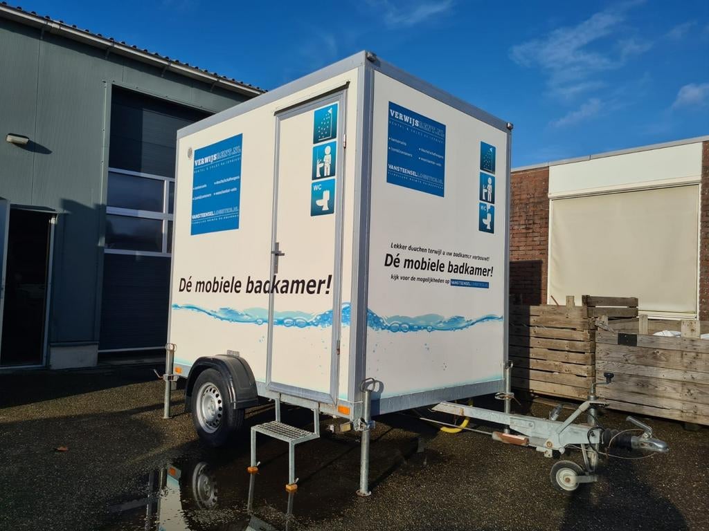 Mobiele badkamer / nooddouche / tijdelijke douche te huur, Ophalen of Verzenden, Zo goed als nieuw, Douche