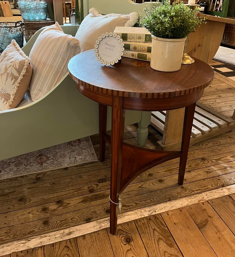 Antiek Brocante nachtkastje, rond, houten side table,