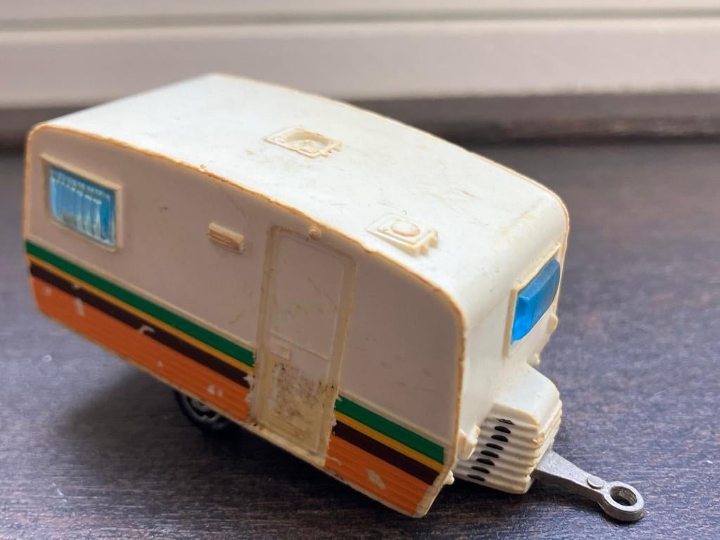 Majorette Caravan Sterckeman Lovely 400, Hobby en Vrije tijd, Modelauto's | Overige schalen, Gebruikt, Overige typen, Ophalen of Verzenden