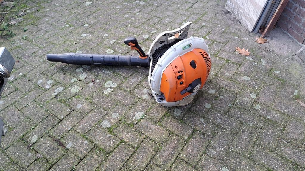 Stihl BR 550 Bladblazer ruggedragen 2018 met garantie, Tuin en Terras, Ophalen, Gebruikt, ????, ????