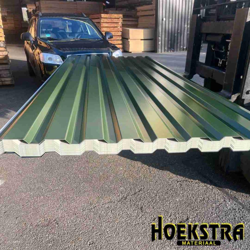 Foto 2 van 🟢 Damwand groen RAL6007 €12,50 per m2!