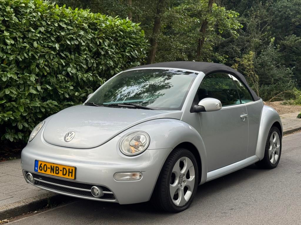 Volkswagen Beetle (Kever) 1.6 Cabriolet 75KW 2003 Grijs, Auto's, Volkswagen, 74 €/maand, Beetle (Kever), 4 cilinders, Cabriolet