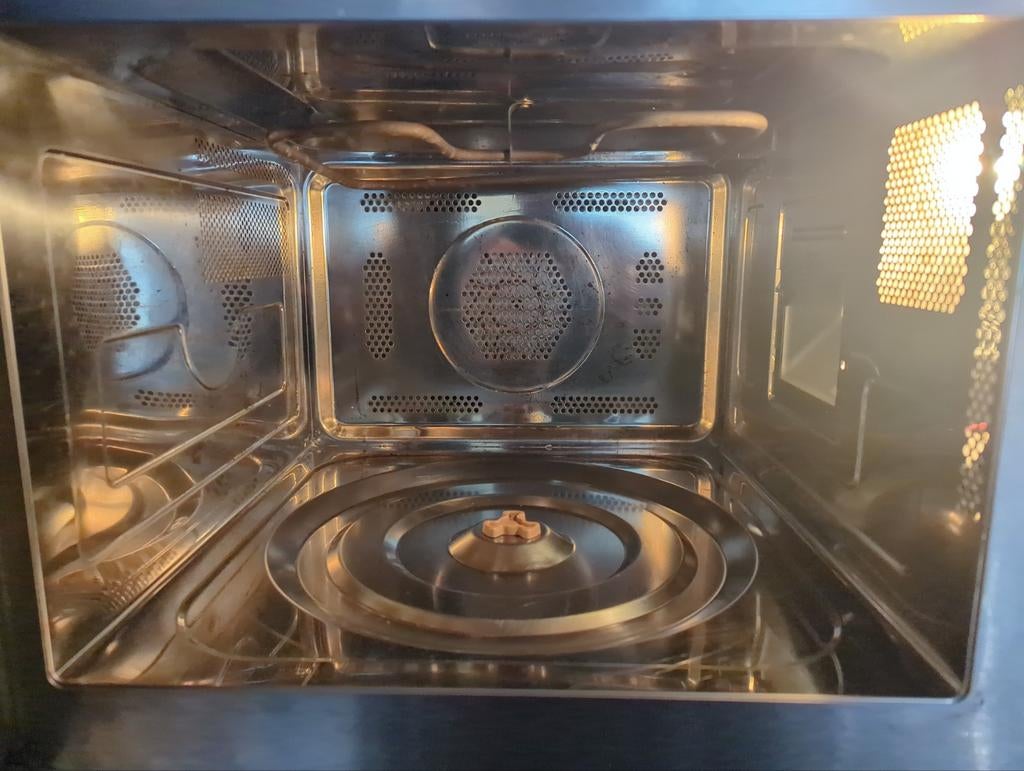 Combi-oven magnetron - Werkt nog goed!, Witgoed en Apparatuur, Magnetrons, Ophalen, Combimagnetron, Gebruikt, Hete lucht