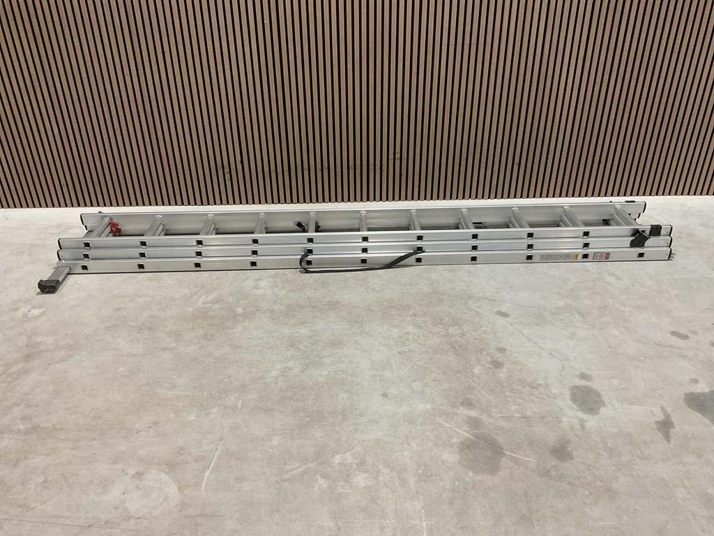 3x11 treden Ladder en trap nieuw in de verpakking ‼️, Doe-het-zelf en Verbouw, Ladders en Trappen, Ophalen, Nieuw, Ladder, 4 meter of meer