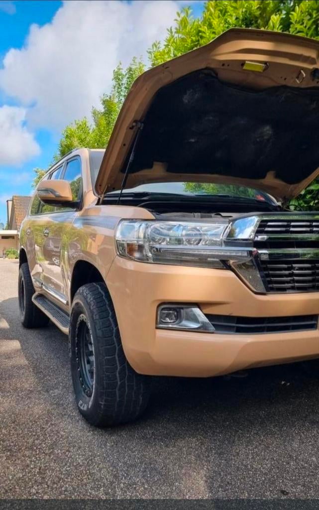 Foto 20 van Toyota Landcruiser V8 Petrol 4.7L unieke Youngtimer