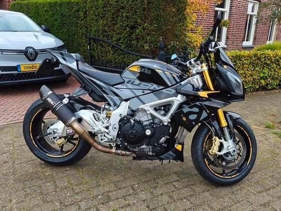 Aprilia Tuono V4R APRC SC-Project en veel carbon!, 4 cilinders, Motorrijbewijs A, Particulier, Handgeschakeld
