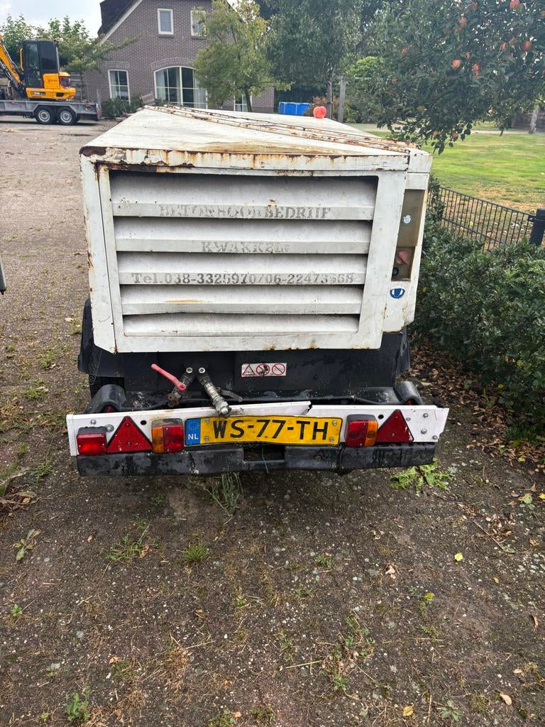 Mobiele compressor, atlas copco, Ophalen