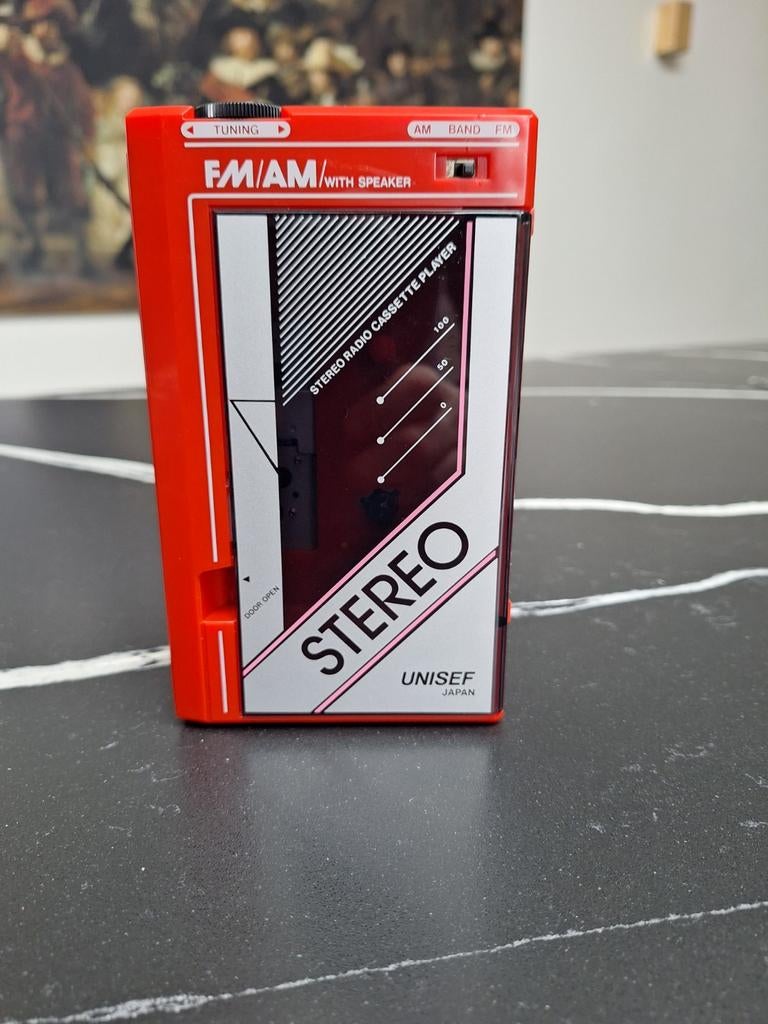 Unisef Z-20P AM/FM Walkman - Nieuw in Doos!, Ophalen of Verzenden, Walkman