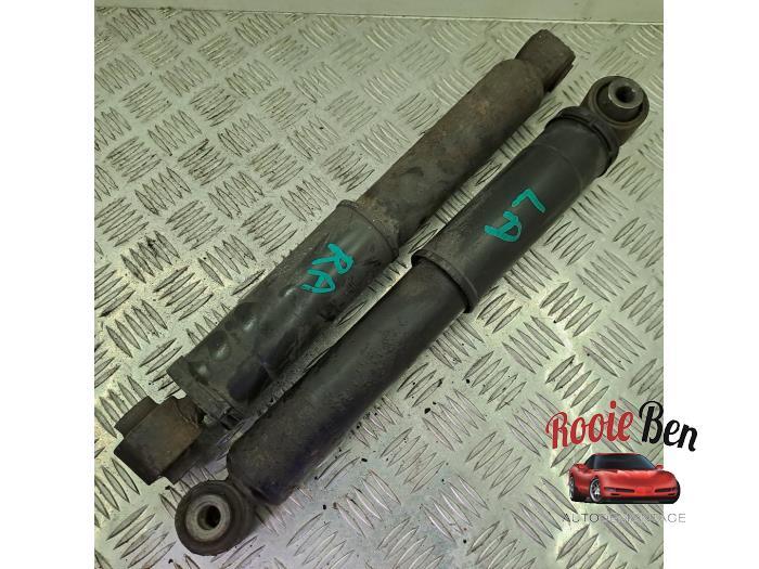 Schokdemper set van een Renault Master, Gebruikt, -, Renault, -