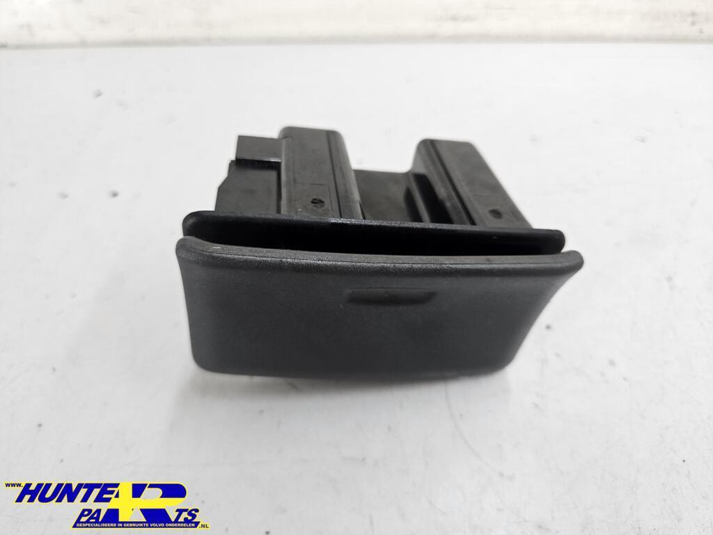 Asbak voor Volvo V70/XC70?S60/S80 II ('00-'04) 9164200, Gebruikt, Ophalen of Verzenden, Volvo, Volvo