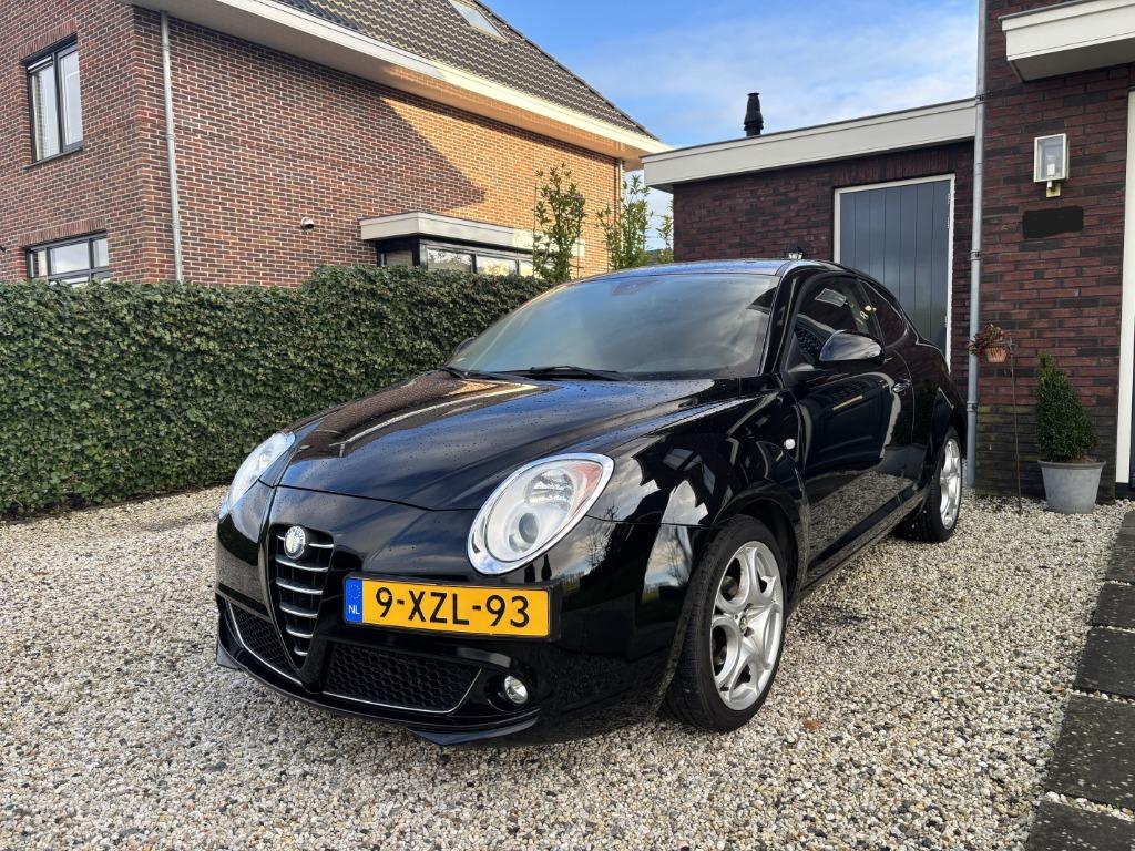Alfa Romeo MiTo 1.4 16V 2009 Zwart, Voorwielaandrijving, Stof, Zwart, 400 kg
