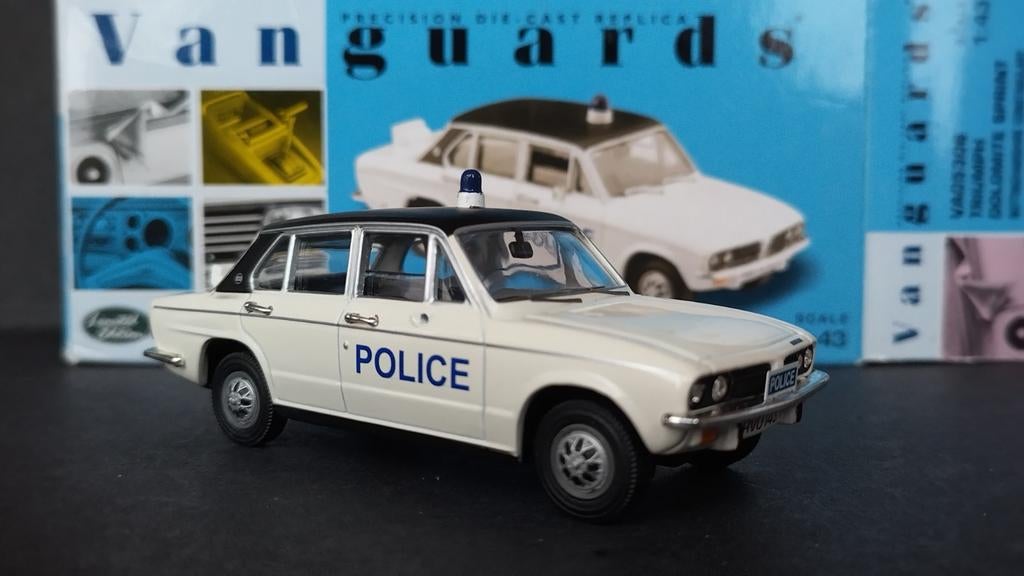 Triumph Dolomite Sprint Nottingham 1:43 Vanguards Pol, Hobby en Vrije tijd, Modelauto's | 1:43, Auto, Nieuw, Info@corgiclassics.co.uk
