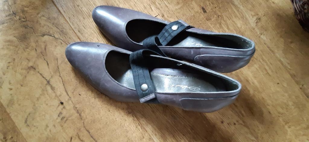 Dames  schoenen:  maat 40::, Kleding | Dames, Ophalen of Verzenden, Zo goed als nieuw