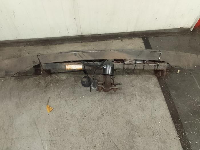 Trekhaak van een Opel Zafira, Gebruikt, -, -, Opel