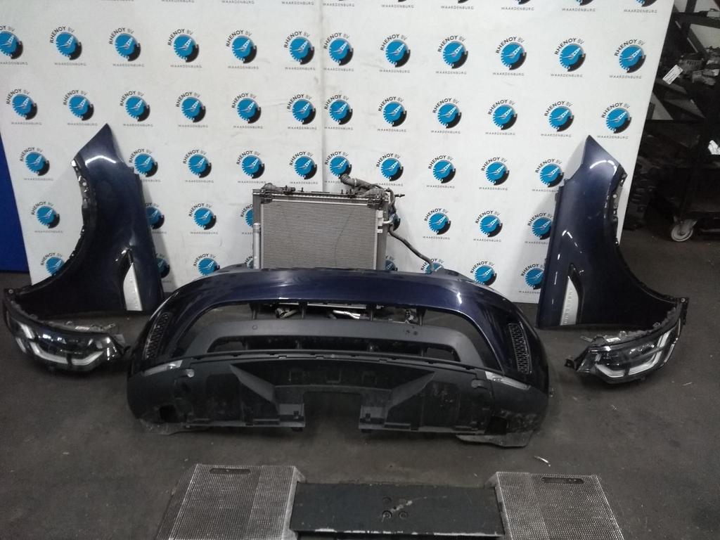 Voorkop Discovery 2.0 Benz  engels RHD  2019  (plaatwerk koe, Ophalen, Gebruikt, -, -