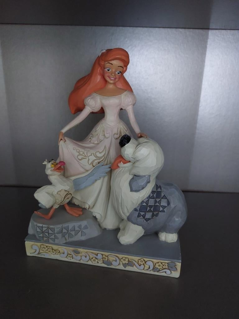 Disney traditions white woodland ariel, Ophalen of Verzenden, Sneeuwwitje of Doornroosje, Zo goed als nieuw, Beeldje of Figuurtje