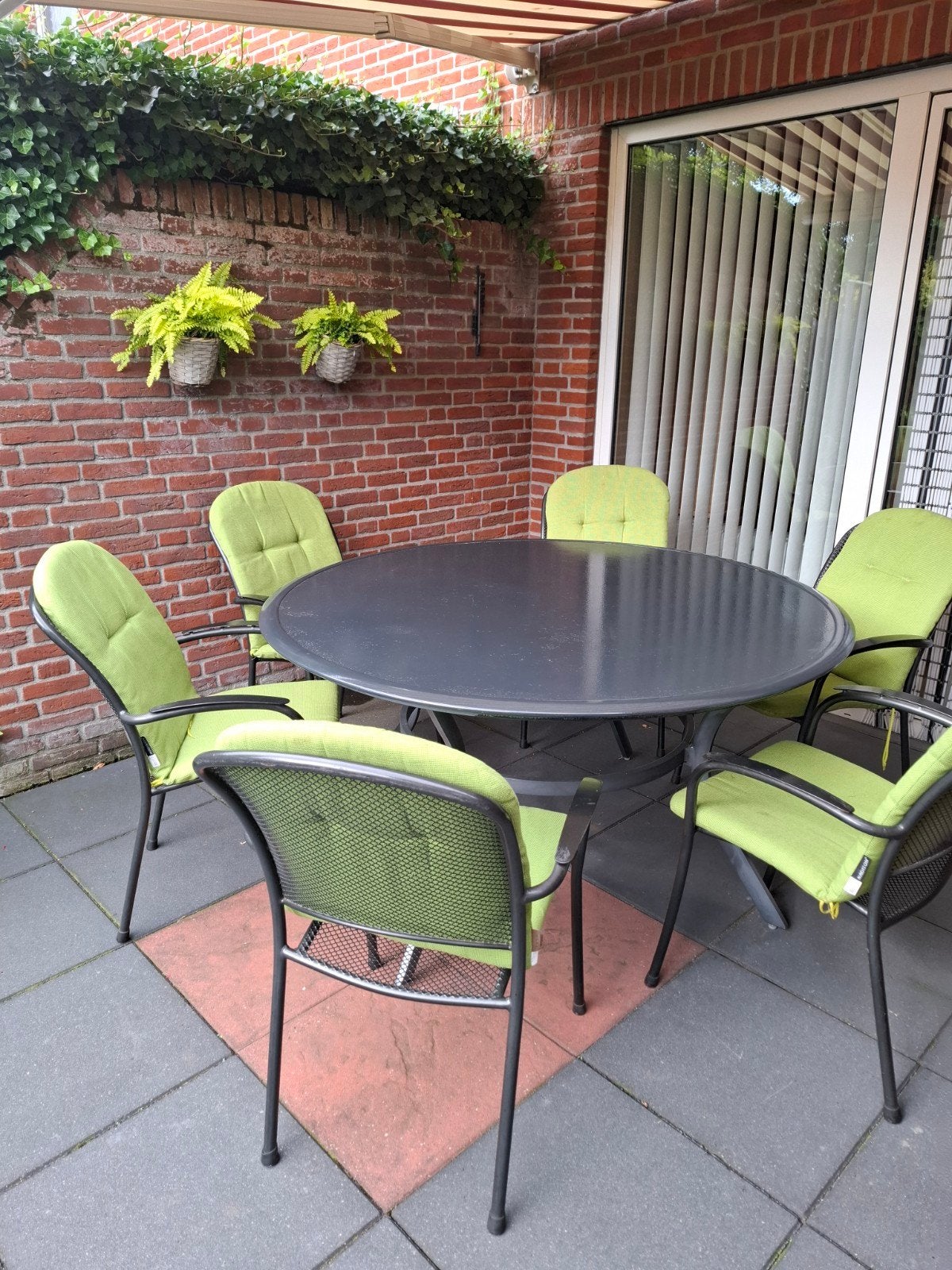 Foto 5 van antraciet  tuinset met 6 stoelen en kussens