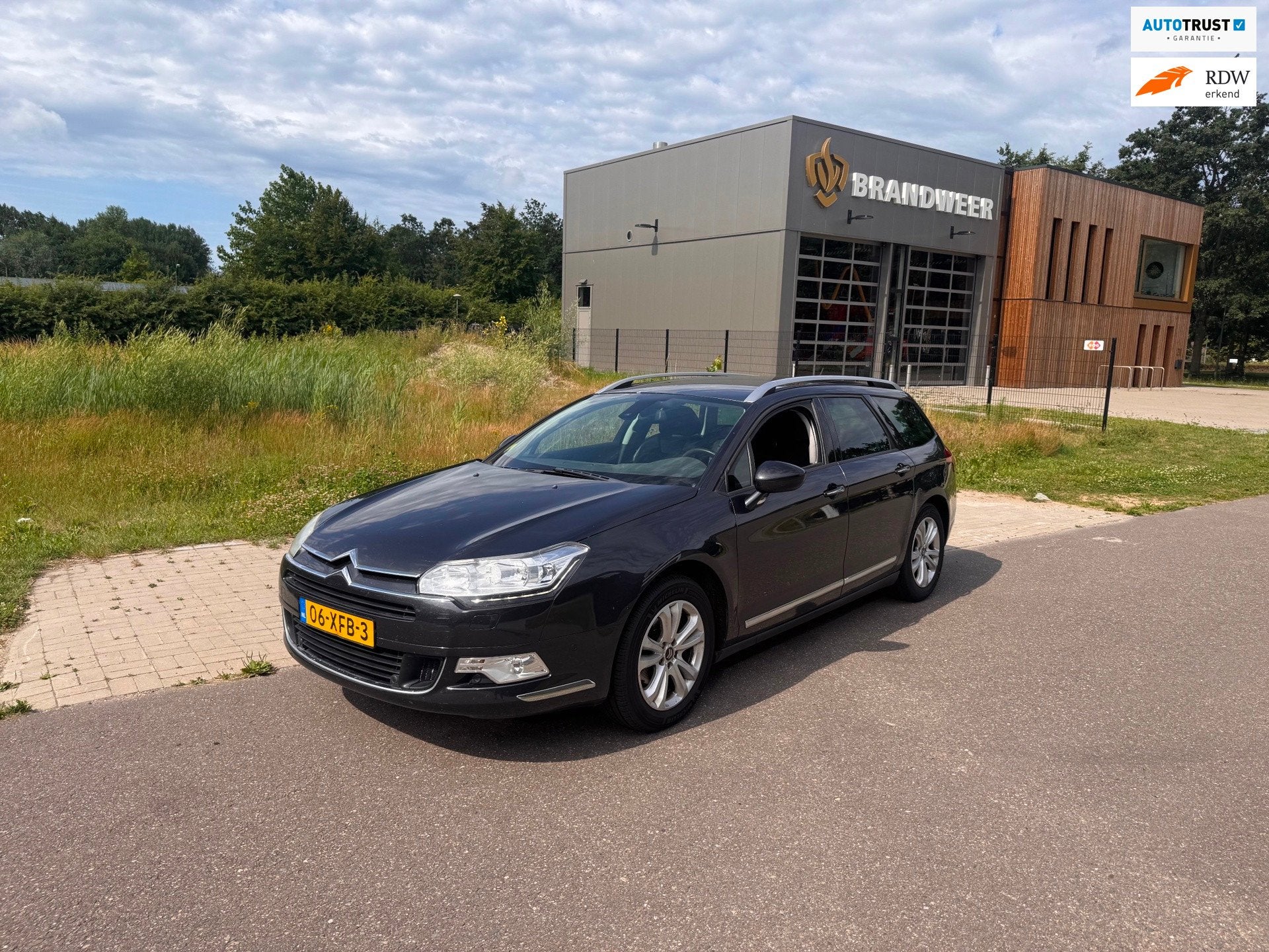 Citroen C5 Tourer 2.0 HDi Business Navi.Clima.Leder, Voorwielaandrijving, Euro 5, 1670 kg, Gebruikt