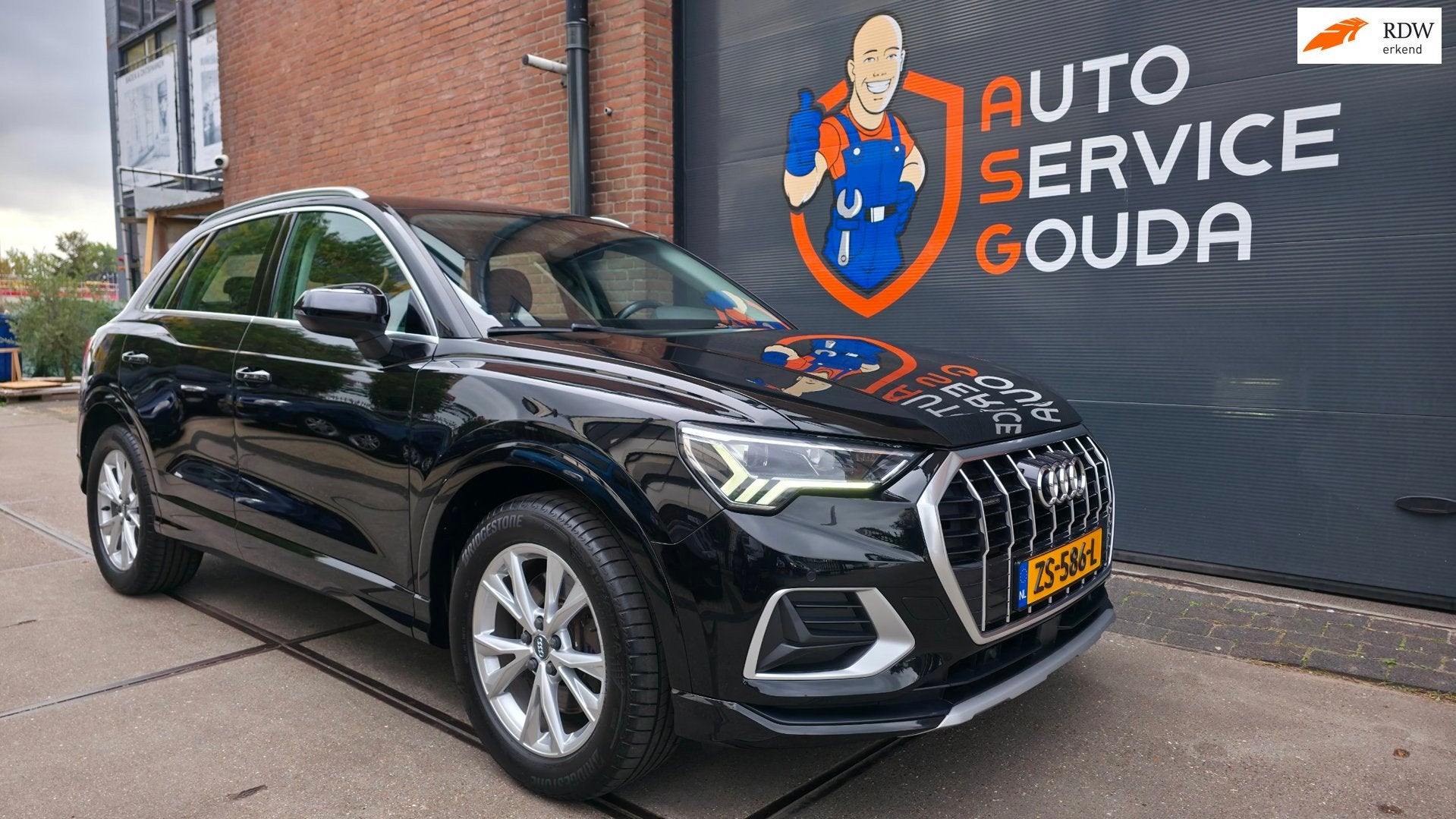 Audi Q3 40 TFSI quattro ProLine S l Stoelverw. l Virtual coc, Auto's, Gebruikt, Euro 6, 1984 cc, Leder en Stof