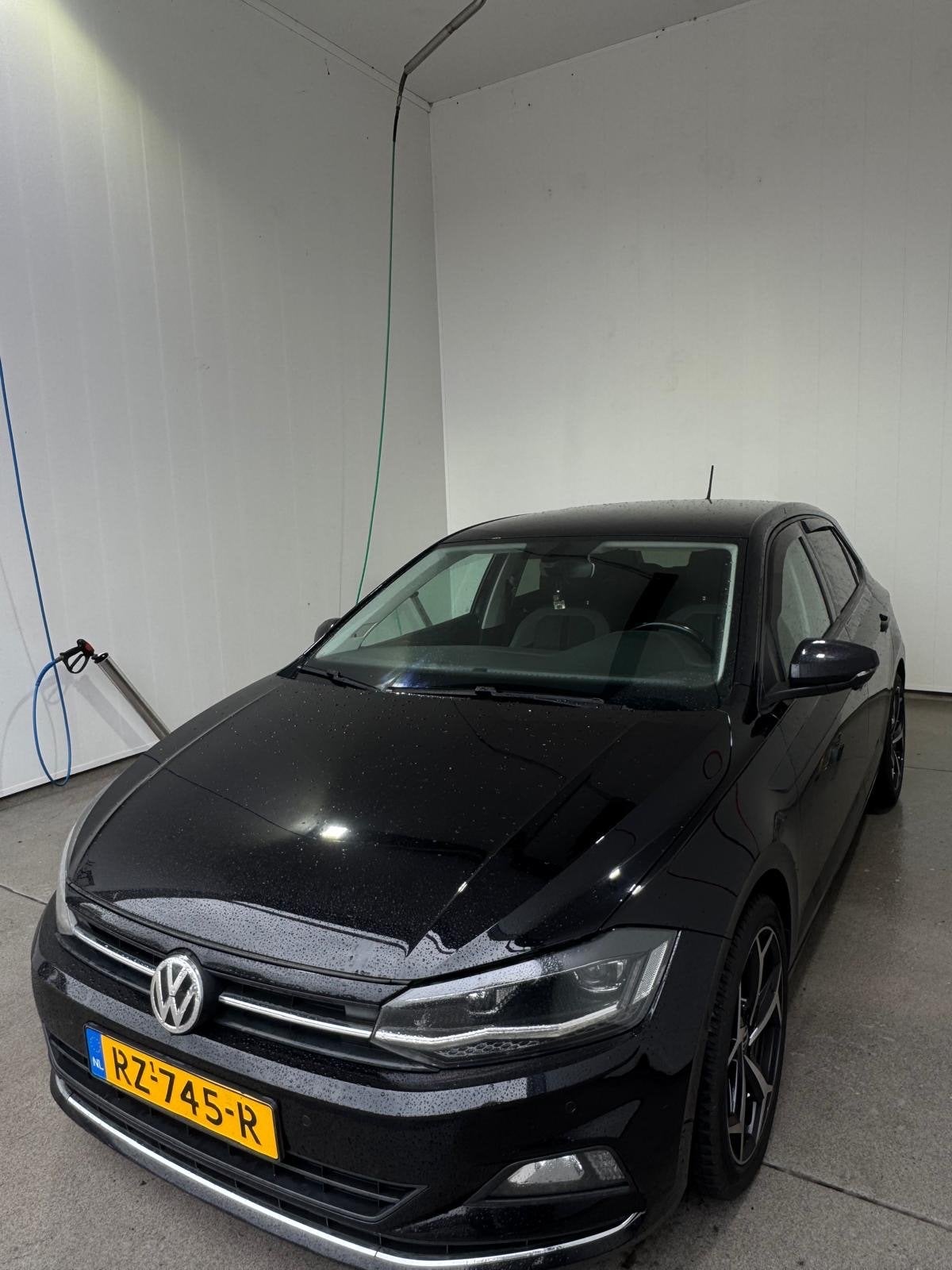 Volkswagen Polo 1.0 TSI 95PK 5D 7-DSG 2018 Zwart, Auto's, 95 pk, Origineel Nederlands, Particulier, 1080 kg