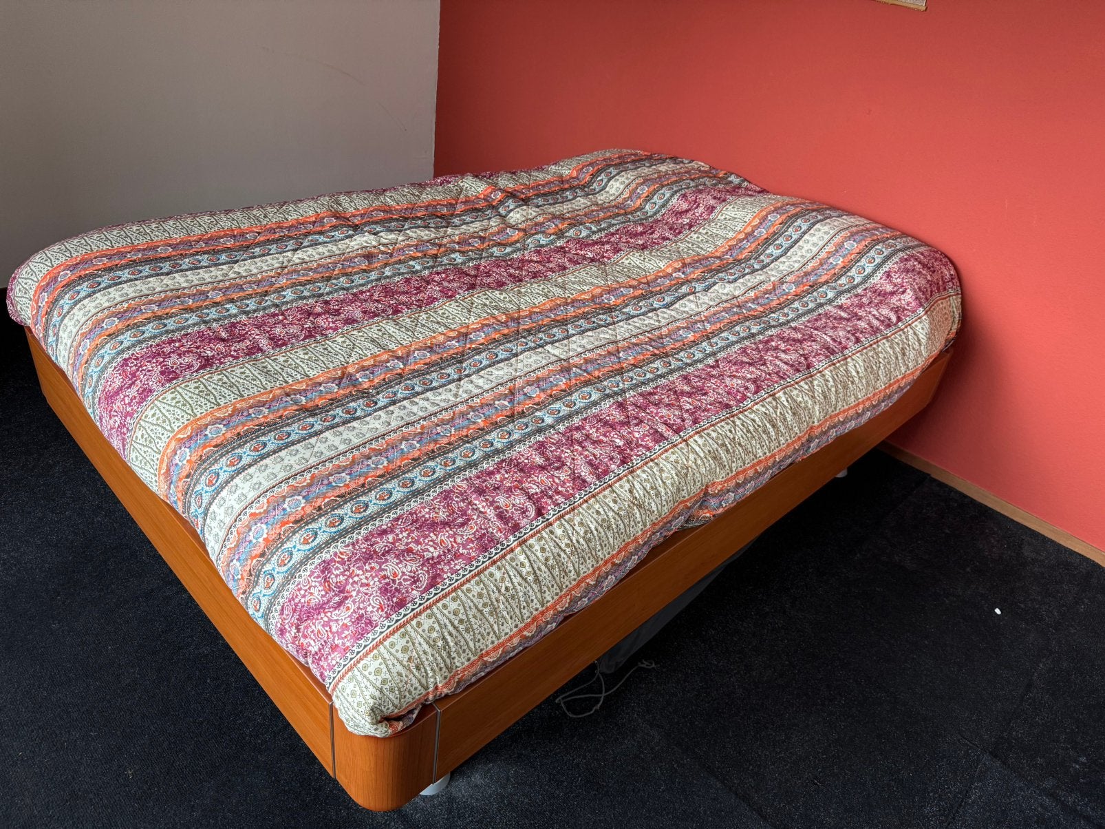 Twee persoons bed, ledikant, Ophalen, Tweepersoons, 140 cm, Zo goed als nieuw