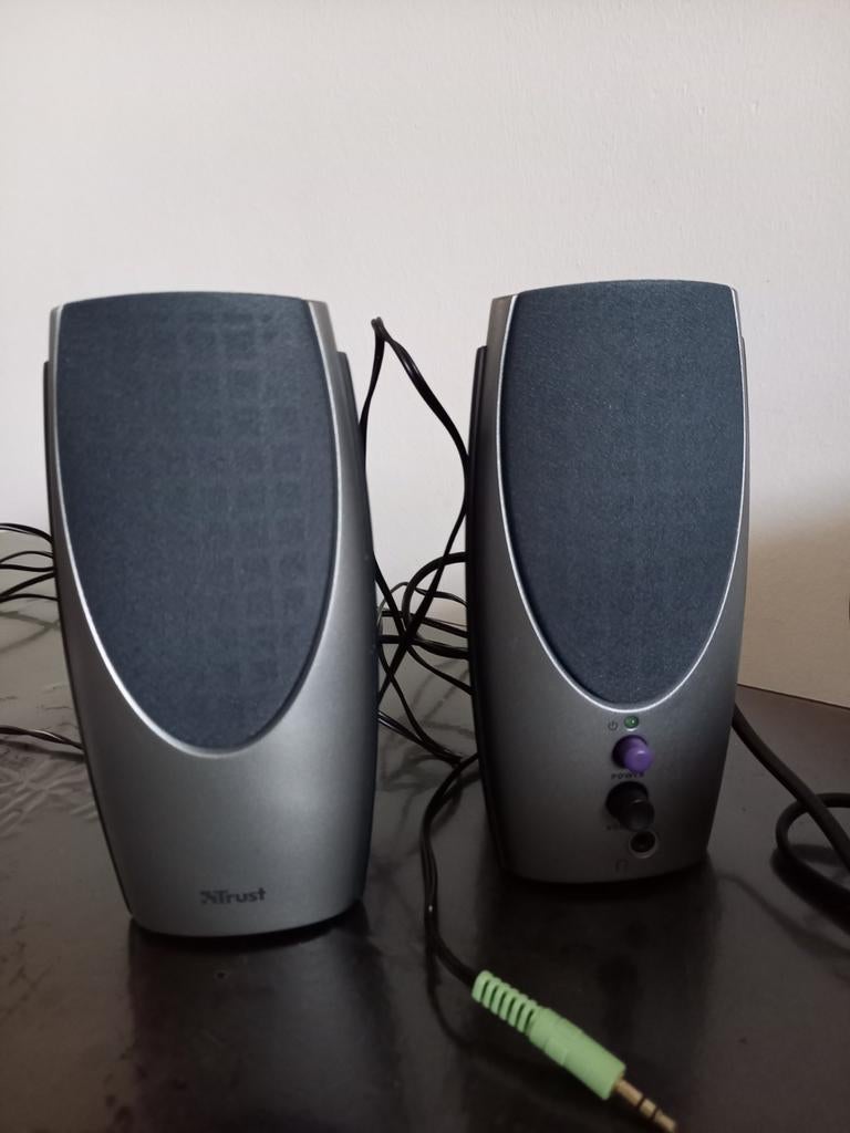 Trust 350p soundforce speakers, Ophalen of Verzenden, Gebruikt