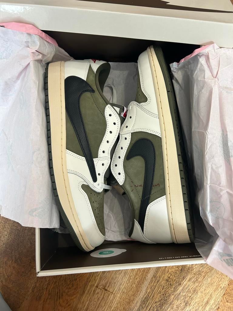 Nike Air Jordan 1 Low OG SP Travis Scott Olive Maat 47.5, Ophalen of Verzenden, Zo goed als nieuw, Overige kleuren, Sneakers of Gympen