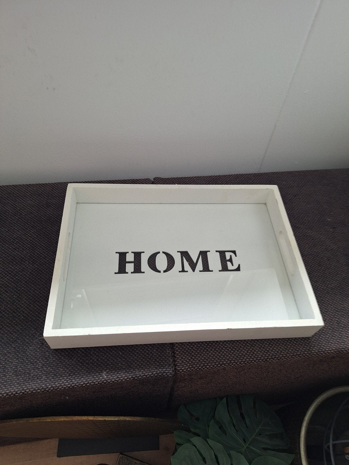 Wit houten dienblad met 'HOME' opdruk, Ophalen, Gebruikt, Met opstaande rand, Dienblad