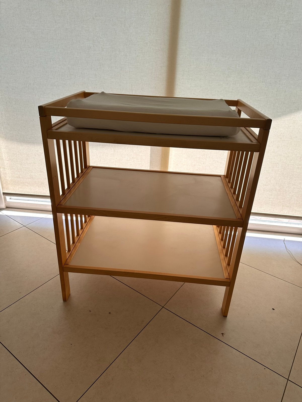 Baby commode cq aankleedtafel met matrasje, Kinderen en Baby's, Ophalen, 50 tot 70 cm, Zo goed als nieuw, 75 tot 100 cm