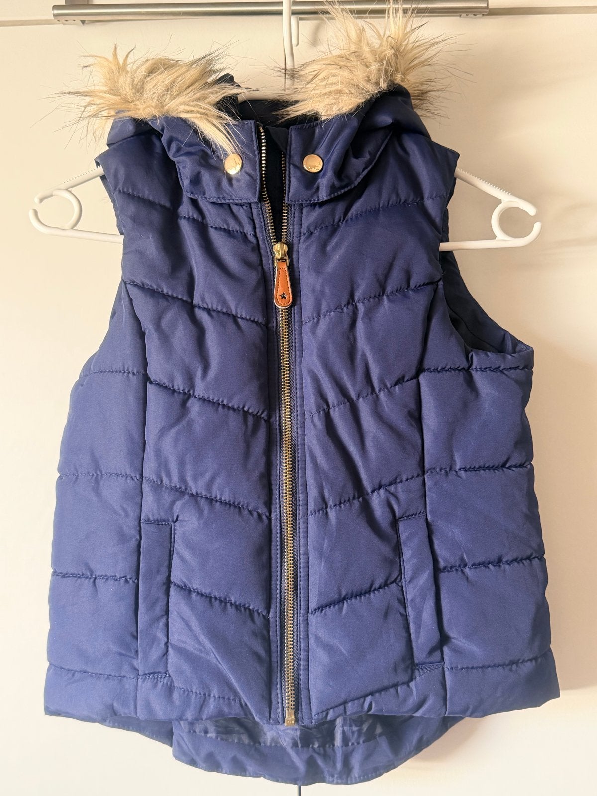 H&M Bodywarmer met afneembare capuchon - Maat 122/128, Ophalen, Zo goed als nieuw, Meisje, Overige typen