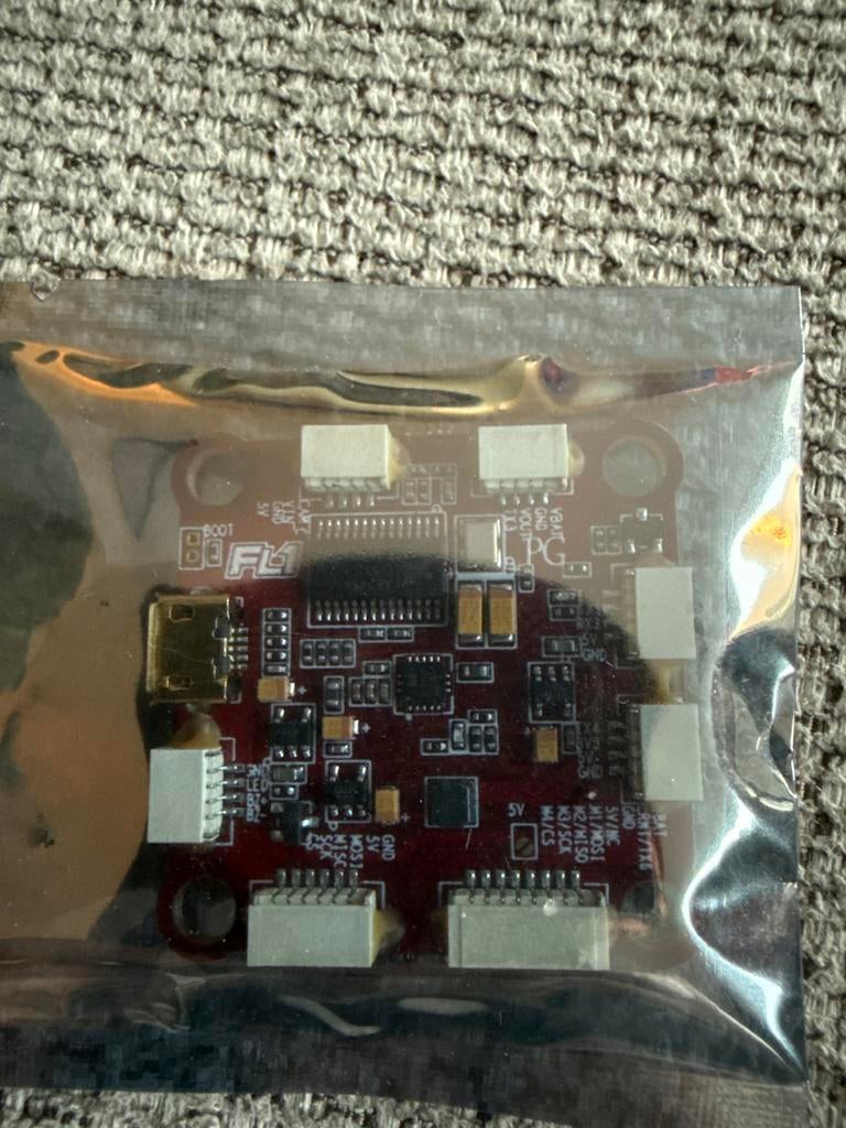 FlightOne RevoltOSD Flightcontroller Drone, Ophalen of Verzenden, Nieuw