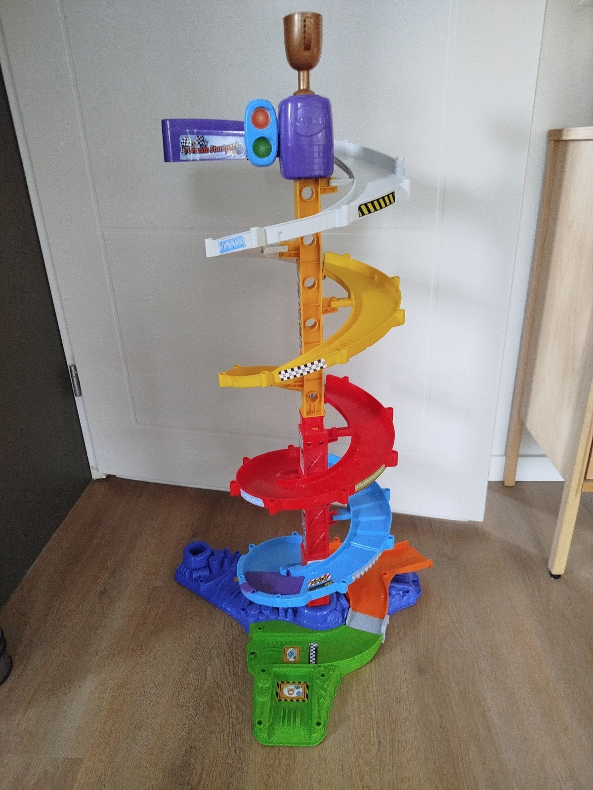 VTech Toet Toet Auto's Racebaan Toren, Racebaan, Zo goed als nieuw, Overige aandrijving, Ophalen