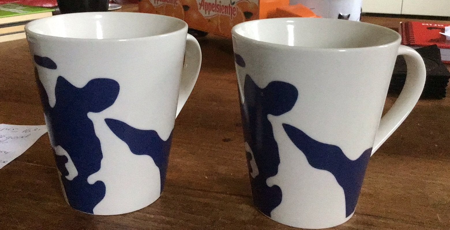 Hollandsche Waaren mokken met koe Friesland Campina., Overige merken, Keramiek, Ophalen of Verzenden, Zo goed als nieuw