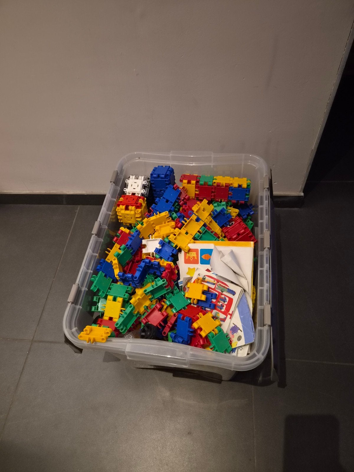 Clics - grote doos vol, Ophalen