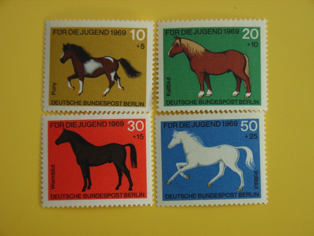 NB   Berlijn 326-329 pf, Ophalen of Verzenden, Overige periodes, Postfris