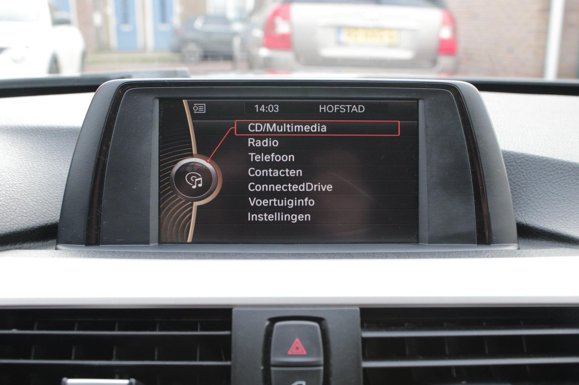 Foto 10 van BMW 3-serie 316i High Executive | Airco | Navi |Elec ramen |