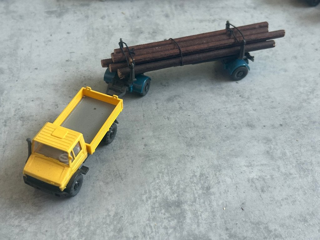 Wiking Unimog geel hout transport, Ophalen of Verzenden, Bus of Vrachtwagen, Wiking